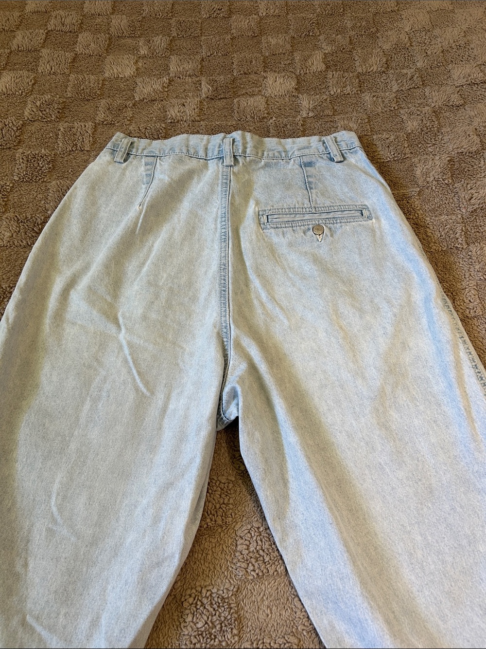 Vintage Light Wash High Rise Wide Leg Jeans Raw Hem Women’s Size 10